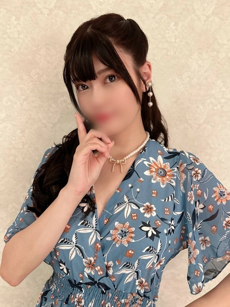 FC2-PPV-4564632 Until 11/11 [Portio♥ works♥] Former idol G-cup newly-wed H-san married to a rich man. Two muscular men penetrate the back of her vagina that her husband can't reach * direct ejaculation into the mouth! Her eyes roll up in ecstasy as she learns about creampie orgasms [muscle individual shooting]